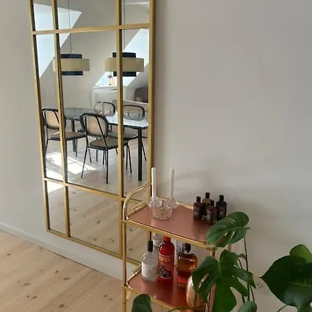 아파트 Kings Apt, Doublex W Water View & Private Terrasse *