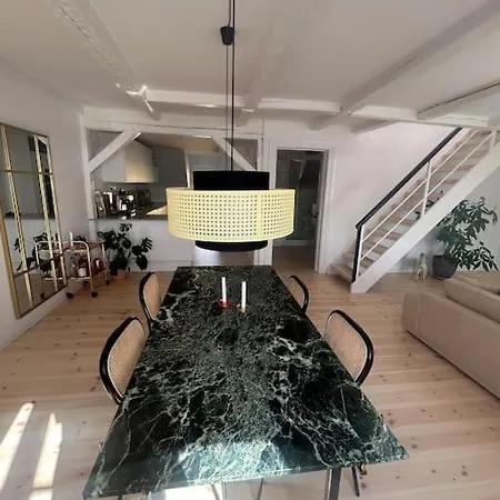 아파트 Kings Apt, Doublex W Water View & Private Terrasse *